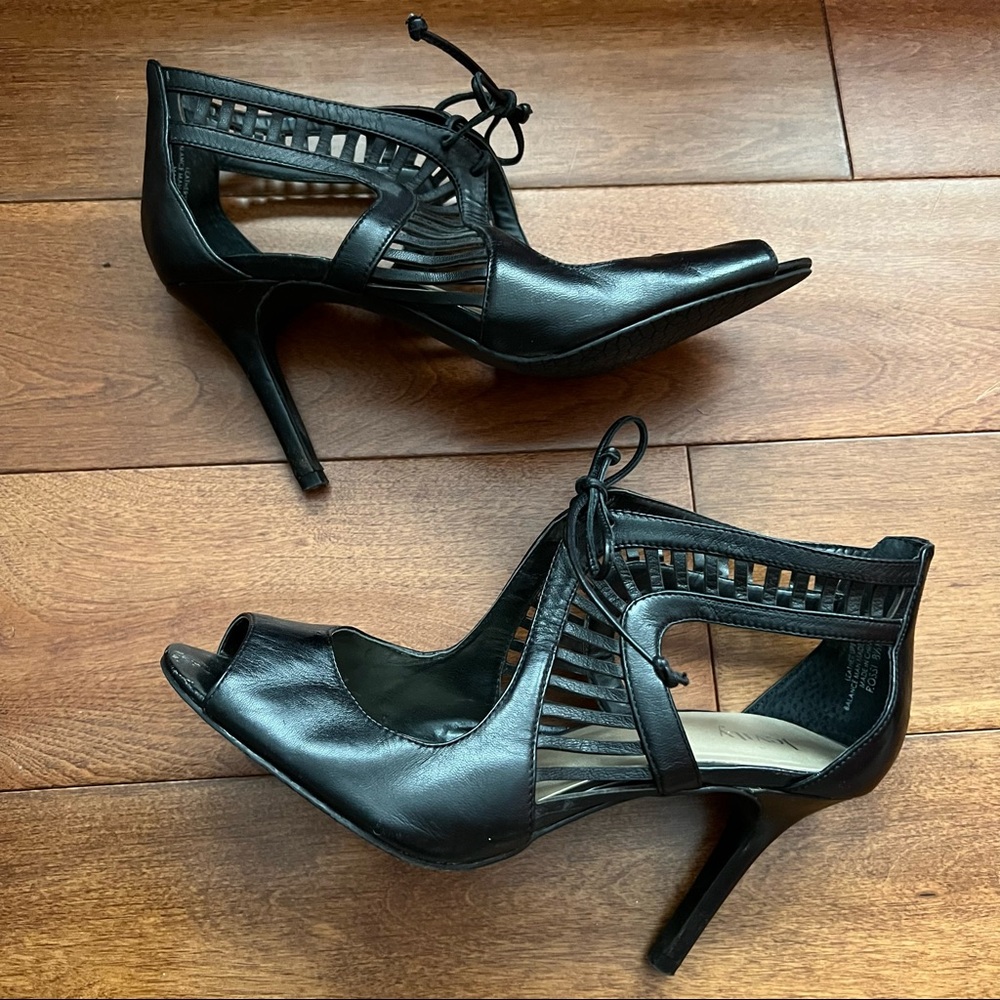 Tie Up Heels